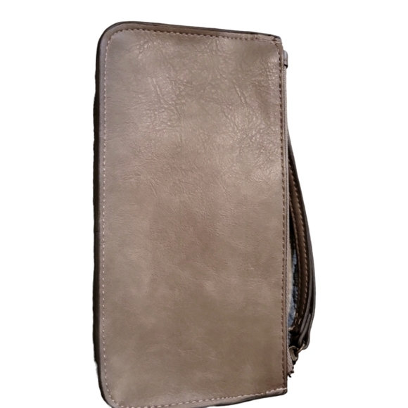 Maurices Taupe Studded Phone Case Wristlet - Picture 4 of 9